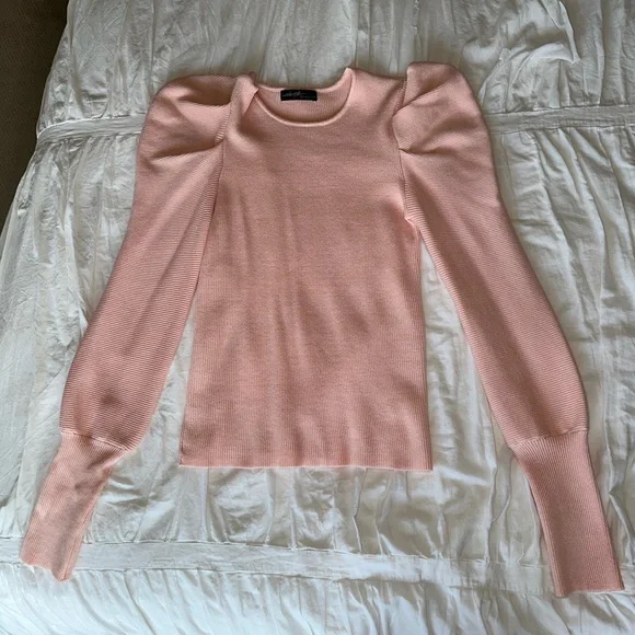 Light pink, puffed shoulders, sweater. Size medium. - Picture 3 of 4